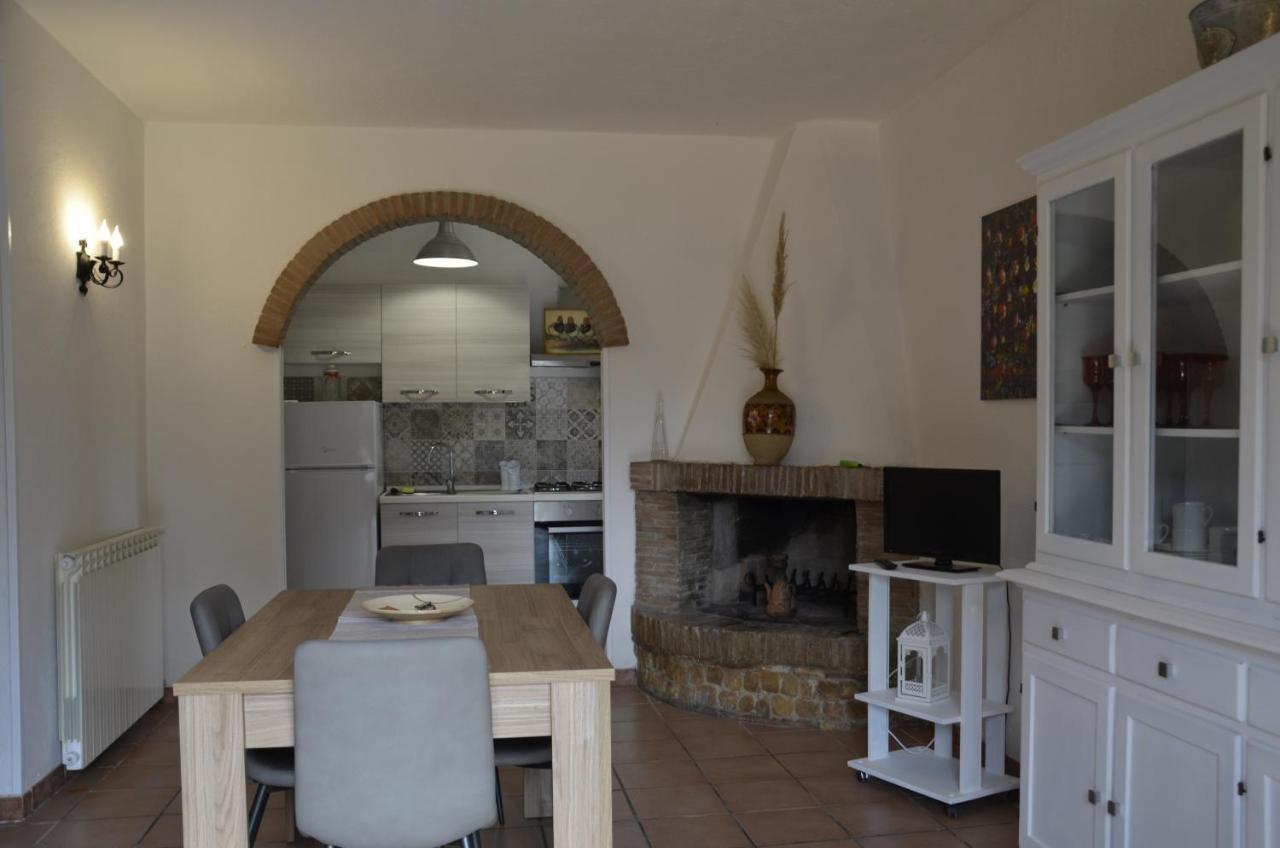 Il Lago Bracciano  Bagian luar foto