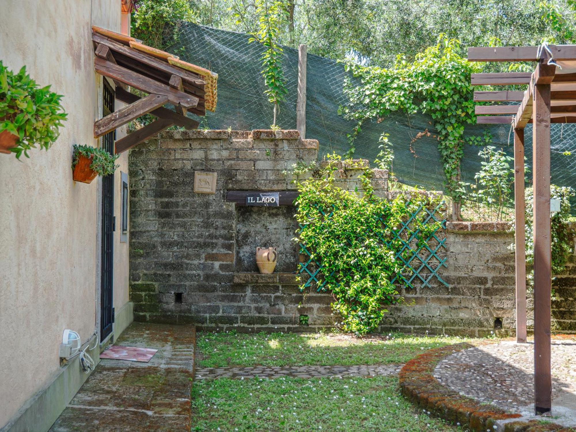 Il Lago Bracciano  Bagian luar foto